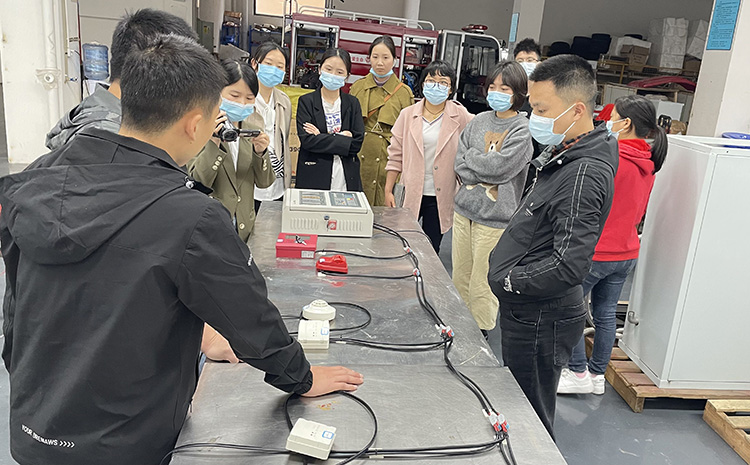 全氟己酮滅火裝置產品培訓.jpg